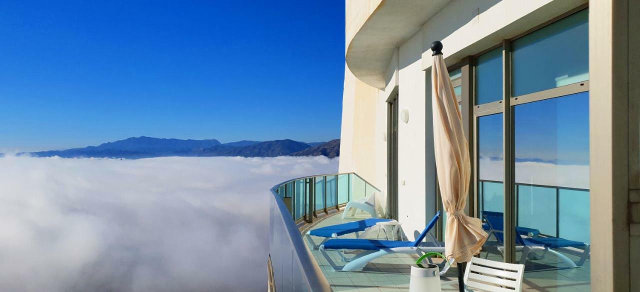 Deluxe Penthouse On The 42Nd Floor With Amazing Sea Views Apartment Benidorm Exterior photo